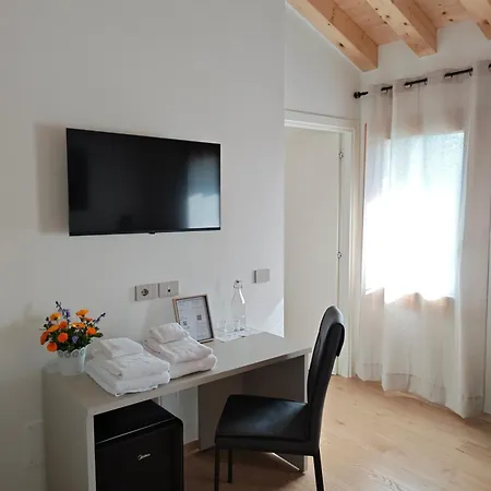 Dalla Afra Agrialloggi Bed & Breakfast